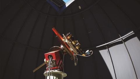 uni_domes_coronado_solar_telescope
