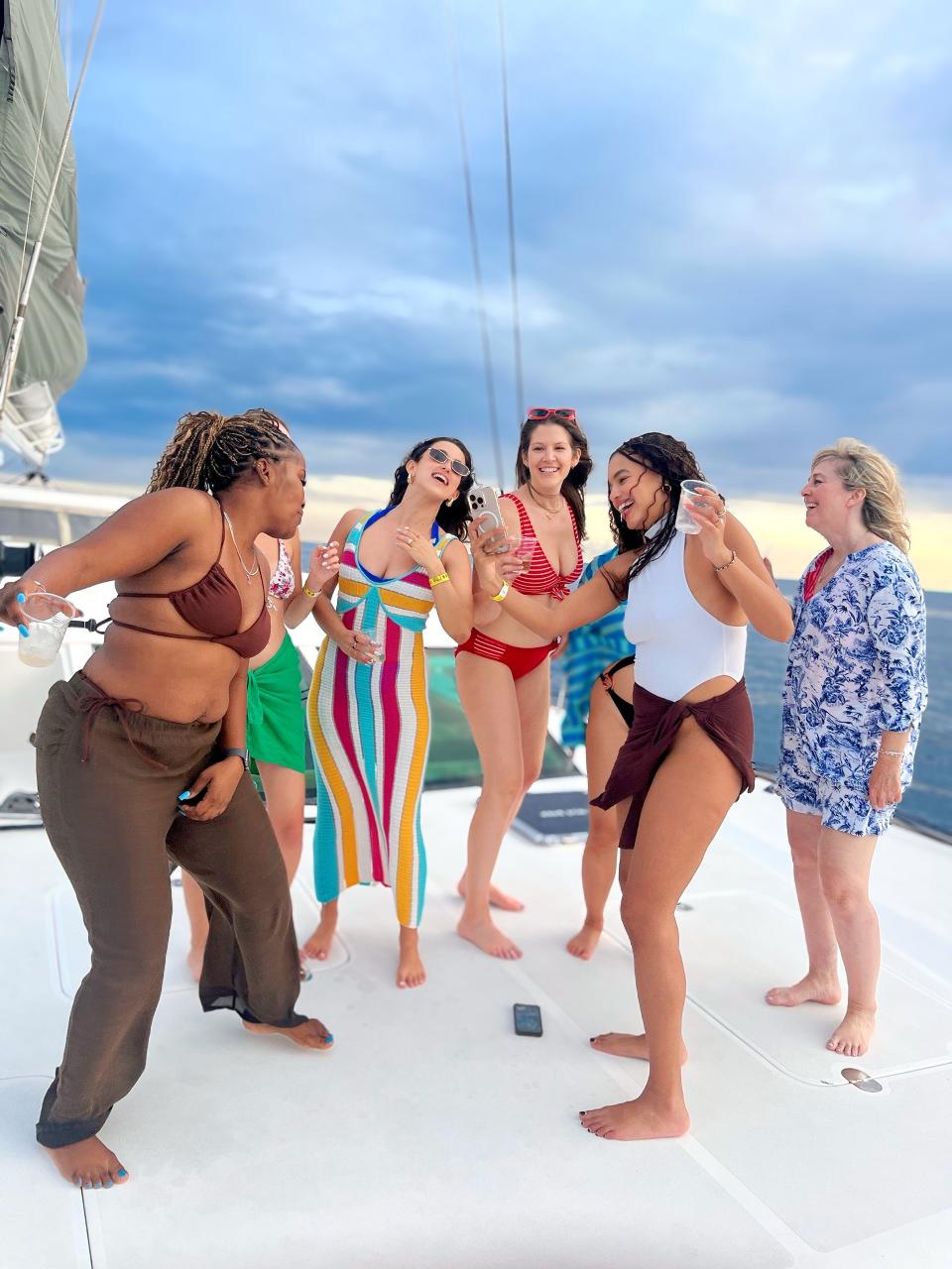 LUXURY Jamwest Catamaran CHARTER - Lucea Region