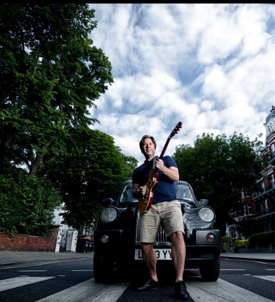 London Rock N Roll Beatles Private Black Cab Tour with Hotel Pick Up