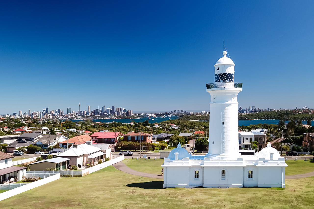 Private Sydney Beaches SUV Tour with Twilight Option