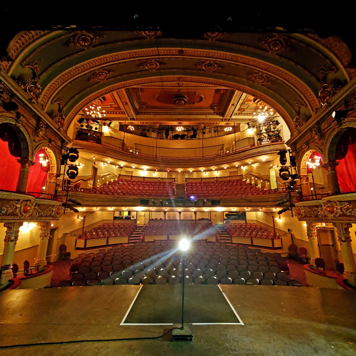 Hairspray the Musical Fulton Theater C R Bus Tours Reservations