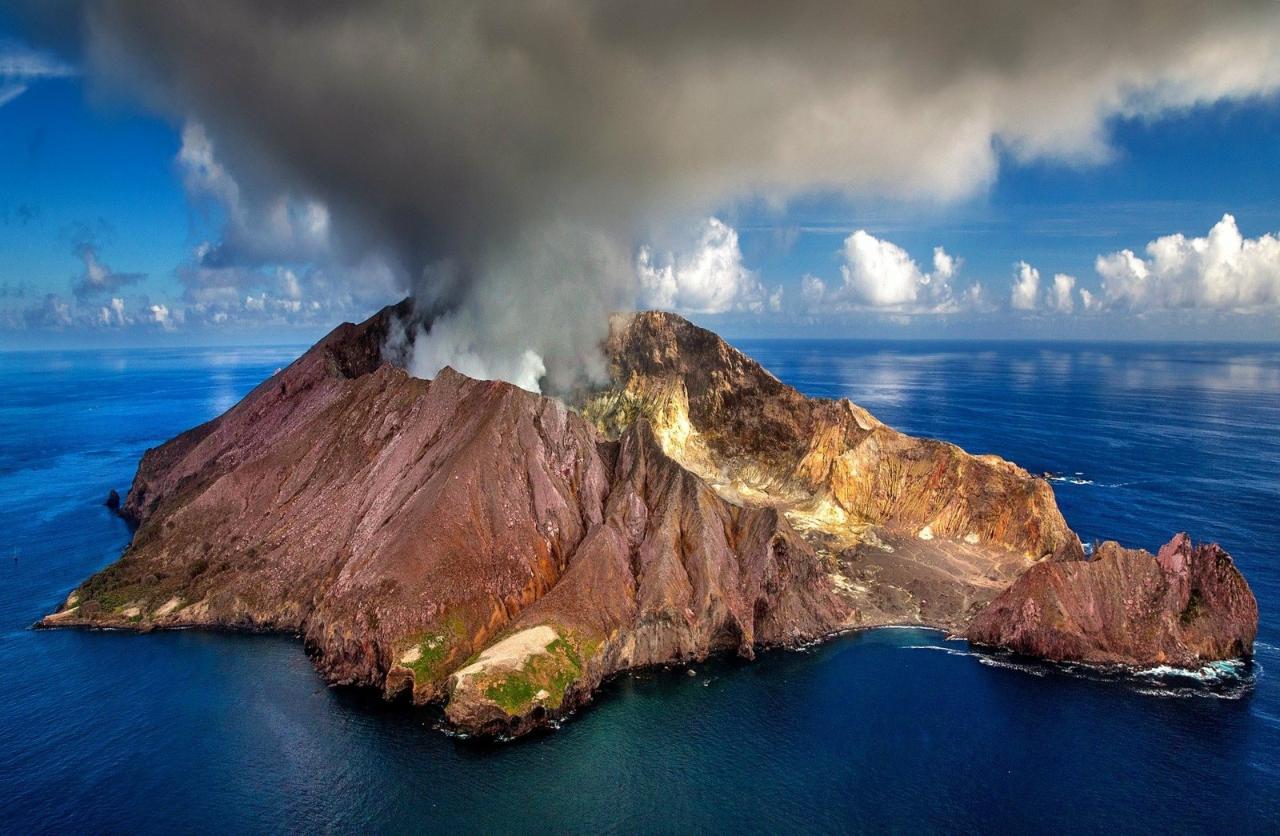 White Island Discovery