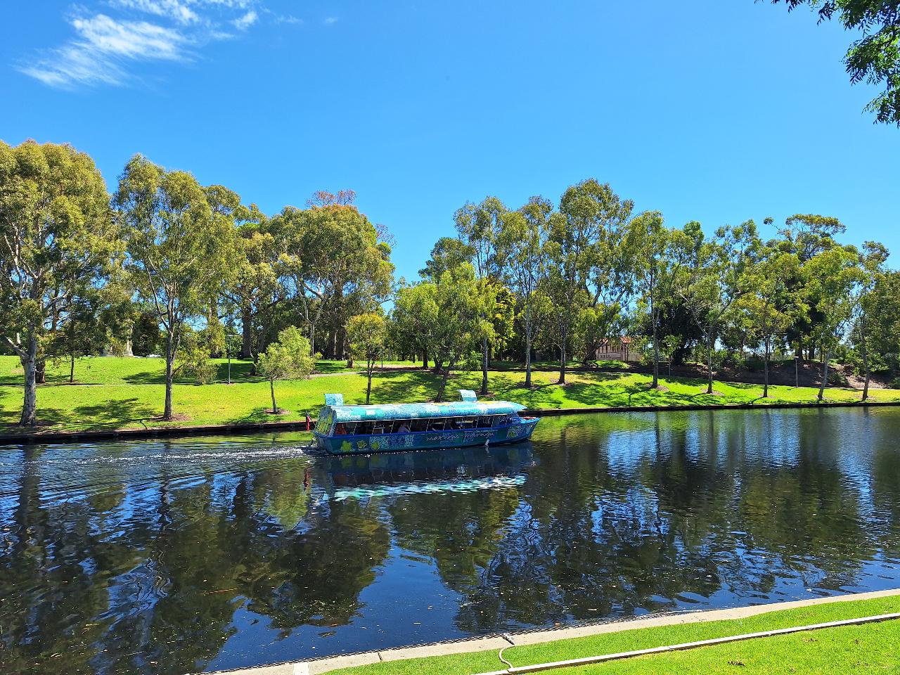 Discover Adelaide: City Walk and Popeye River Cruise