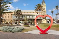 Discover Glenelg Walking Tour