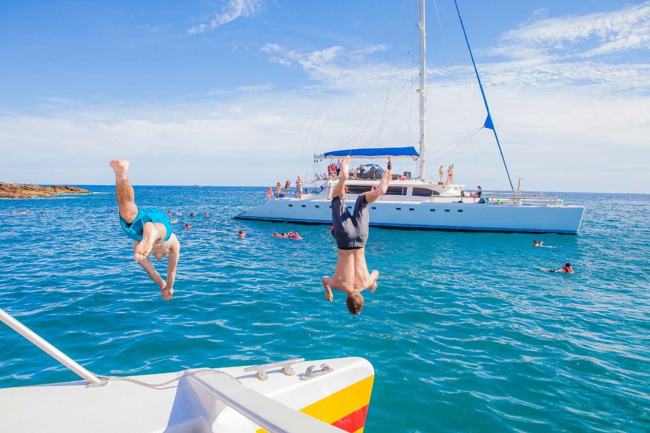 Snorkeling Cruise Tour