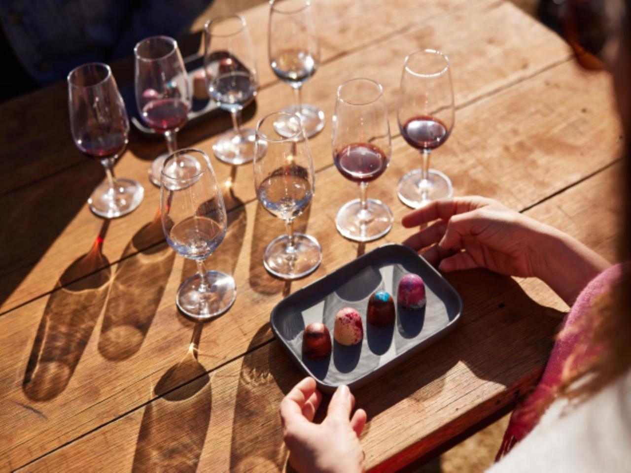 Federation Chocolate: Chocolate & Wine Pairing Experience – Bold Flavours, A Refined Pairing — Coal River Valley - Photo 3