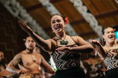 Auckland: Rotorua Wai-O-Tapu & Te Puia Tour and Haka - Small Group Tour