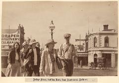 A Bridge in Time: Bridge Mall History Walking Tour, Ballarat
