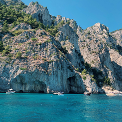 Naples: Capri Transfer with Island Boat Tour and Free Time