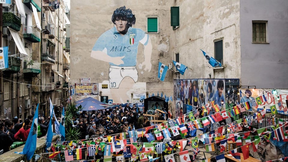 Naples Walking Food Tour: Street Food and Maradona Murales