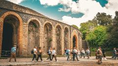 Pompeii: Skip-the-Line Entry Ticket and App Audio Guide with Suburban Villas 