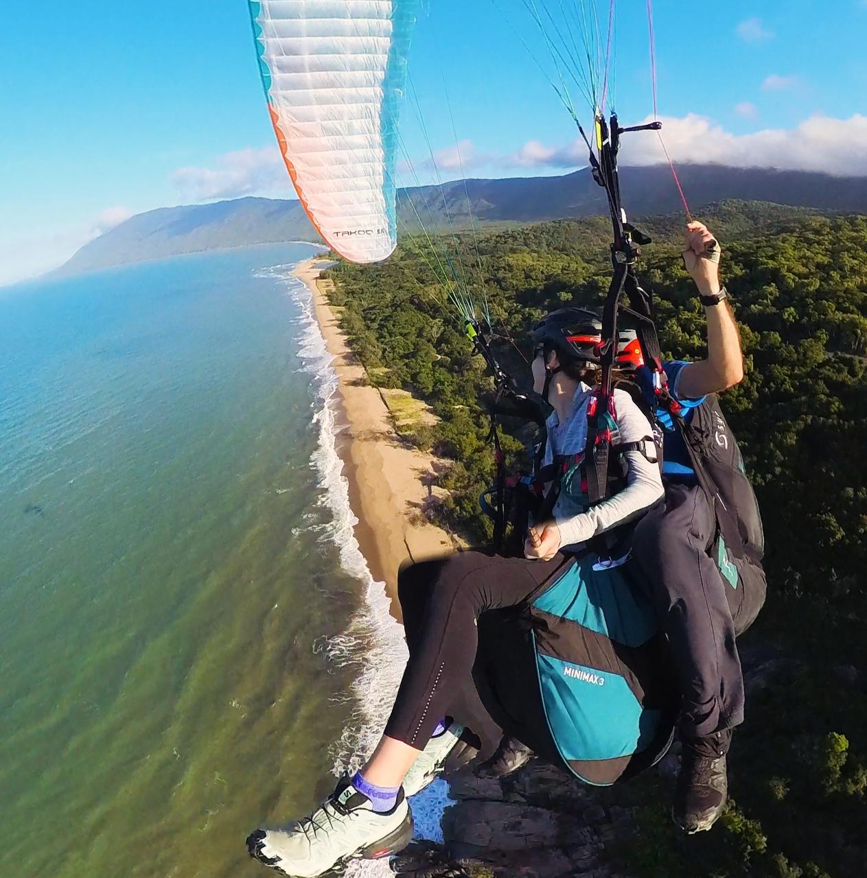 Tropical Tandem Paraglide Cairns (Flight + Video)