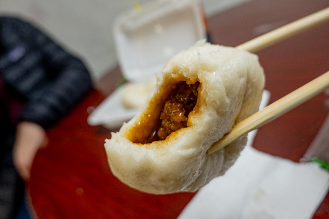 Best of NYC Food & History Tour with Chinatown, Little Italy & LES