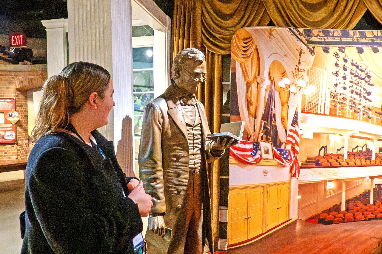 Civil War in DC Walking Tour with Petersen House