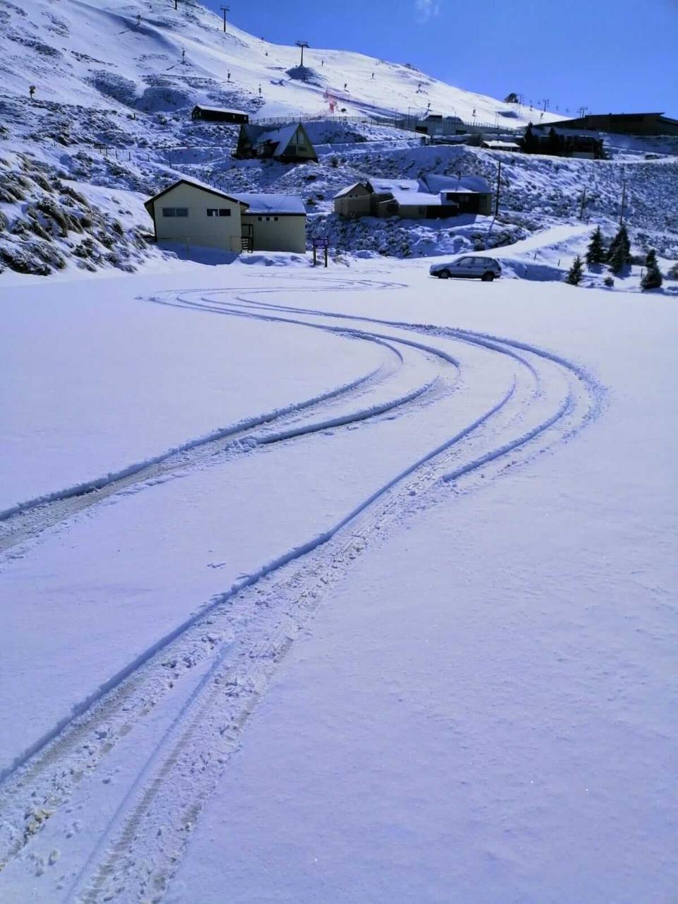 Return Shuttle Included: Coronet Peak to Queenstown/Frankton