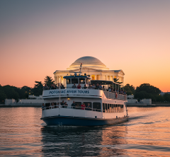 Monuments Sightseeing Cruise Tour