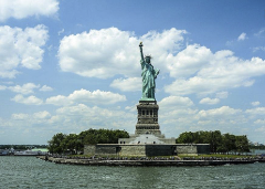 60-Minute Narrated Boat Tour of Statue of Liberty