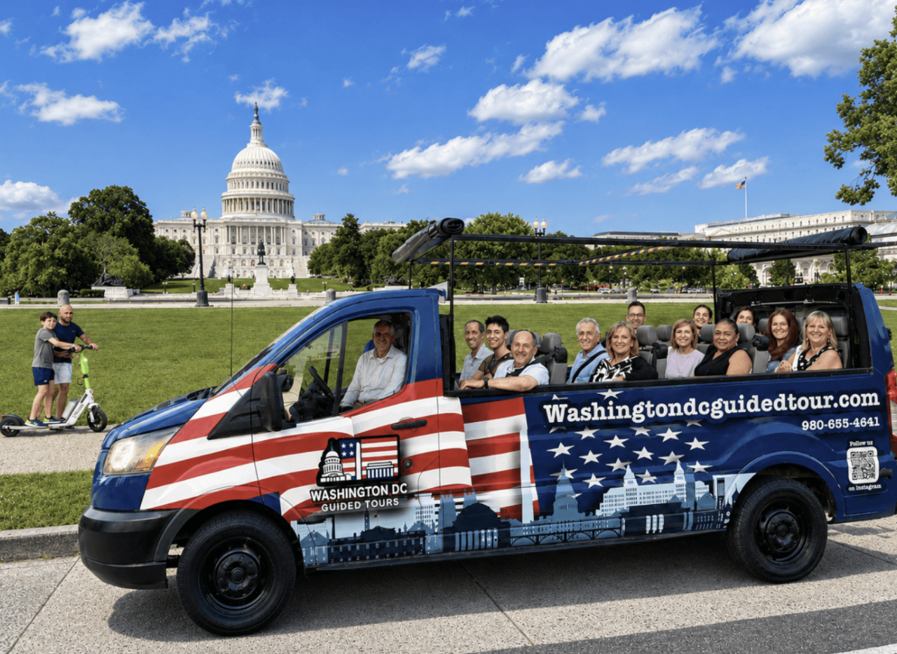 DC Monuments Small Group Open-Air Cruiser Tour