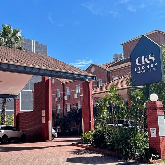 Central Station to CKS Sydney Airport Hotel