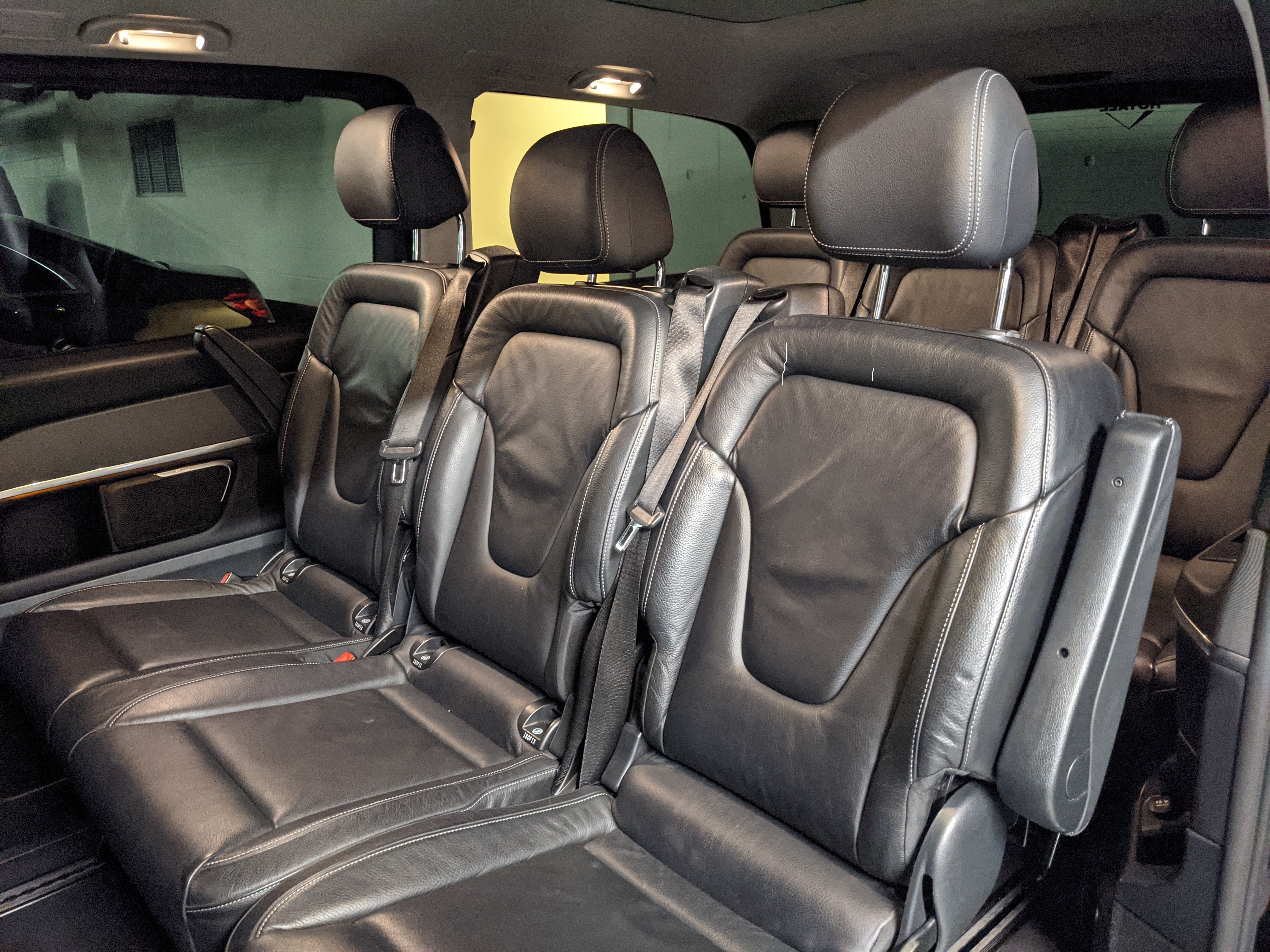 Departure to Airport People Mover 7 Seater Private Transfer