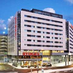 Central Station to Rydges Sydney Airport 