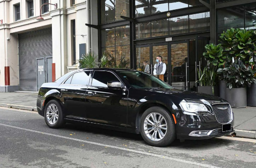 Departure to Airport Sedan VIP Private Transfer