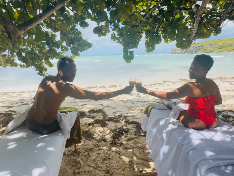 Massage complet d’une heure au bord de la rivière ou plage