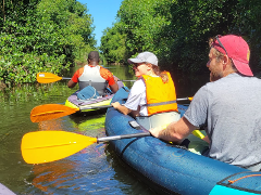 Excursion en kayak et halte gourmande à la kassaverie de Sainte-Rose