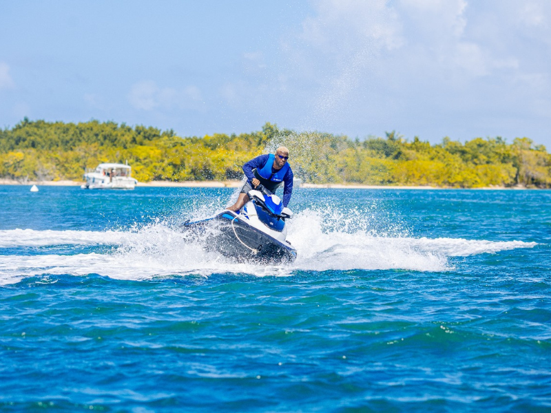 Jet Ski à morne-à-l'eau - Initiation ou randonnée