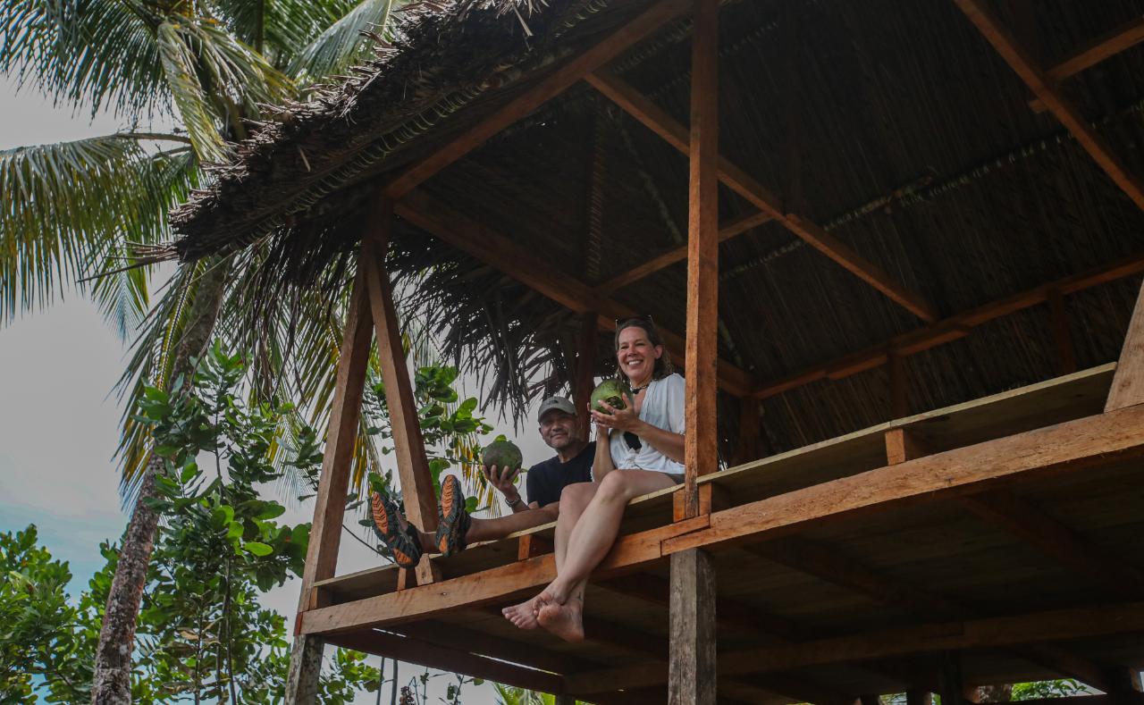 Isla Tiburon, Isla Zapatilla & Secret Waterfall