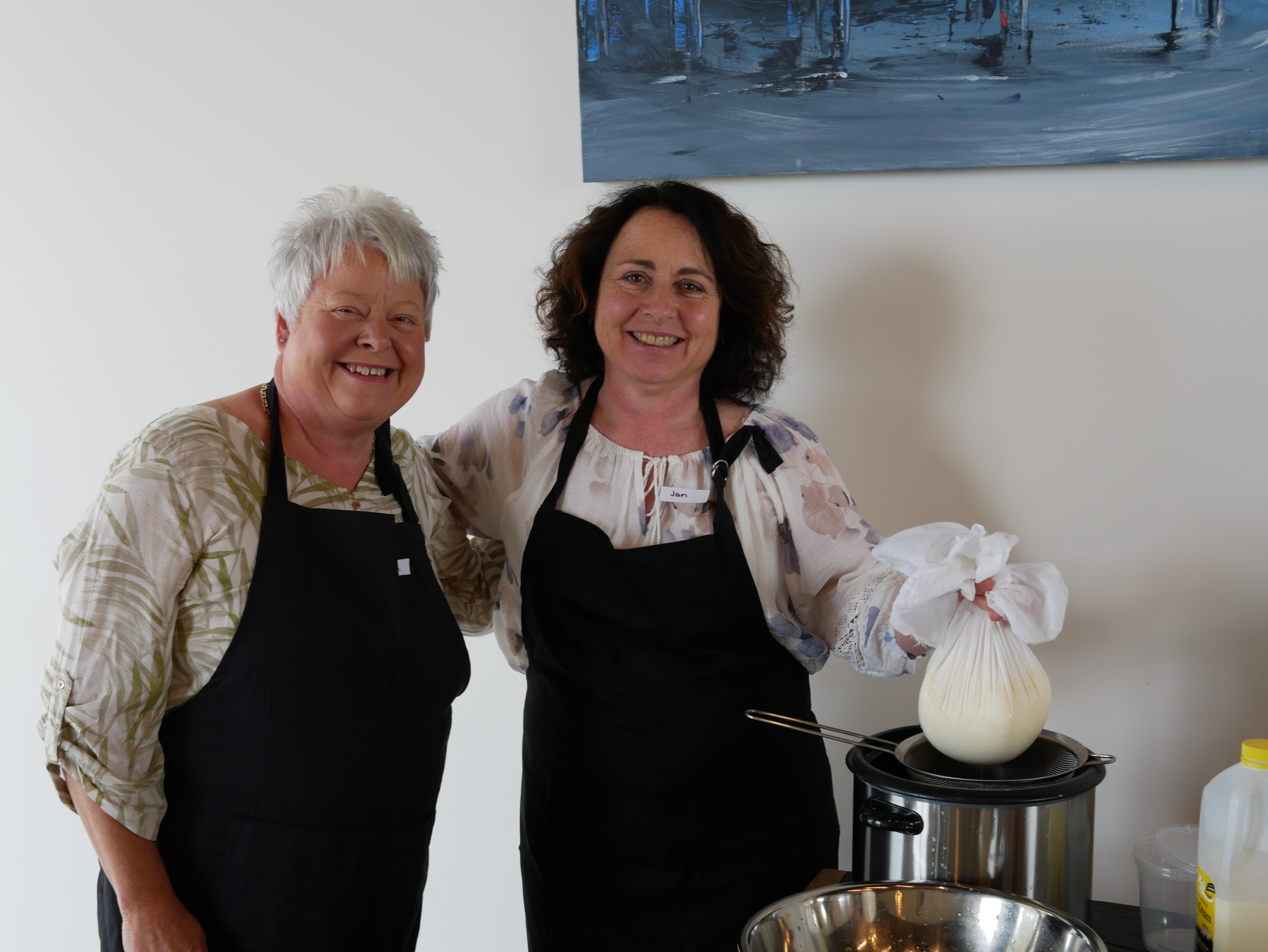 Exclusive Mozzarella-Making & Tasting at Cut Hill Distillery