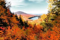 Guided Fall in Vermont Kayak Tour 