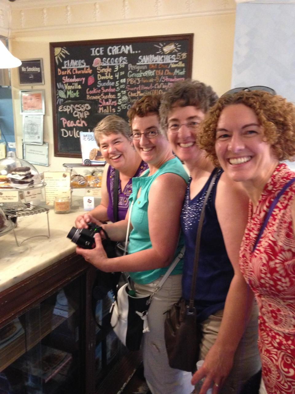 8HR Private Walking-Subway-Food Tour of Manhattan for 1-5