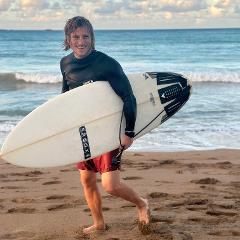 Surf group of 3 persons with Instructor