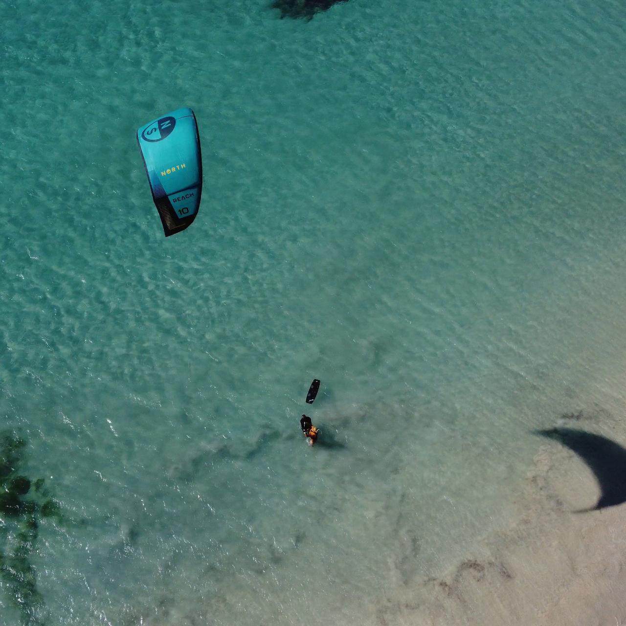 Kitesurf supervision with our assistants