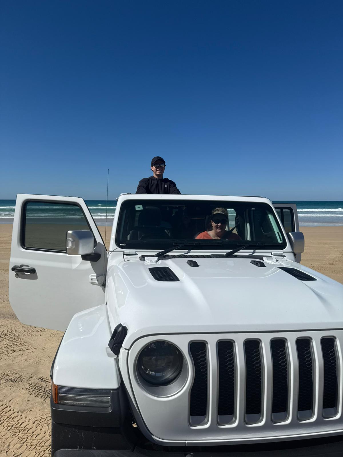 4WD Beach Adventure & Scenic Walks (Half Day)