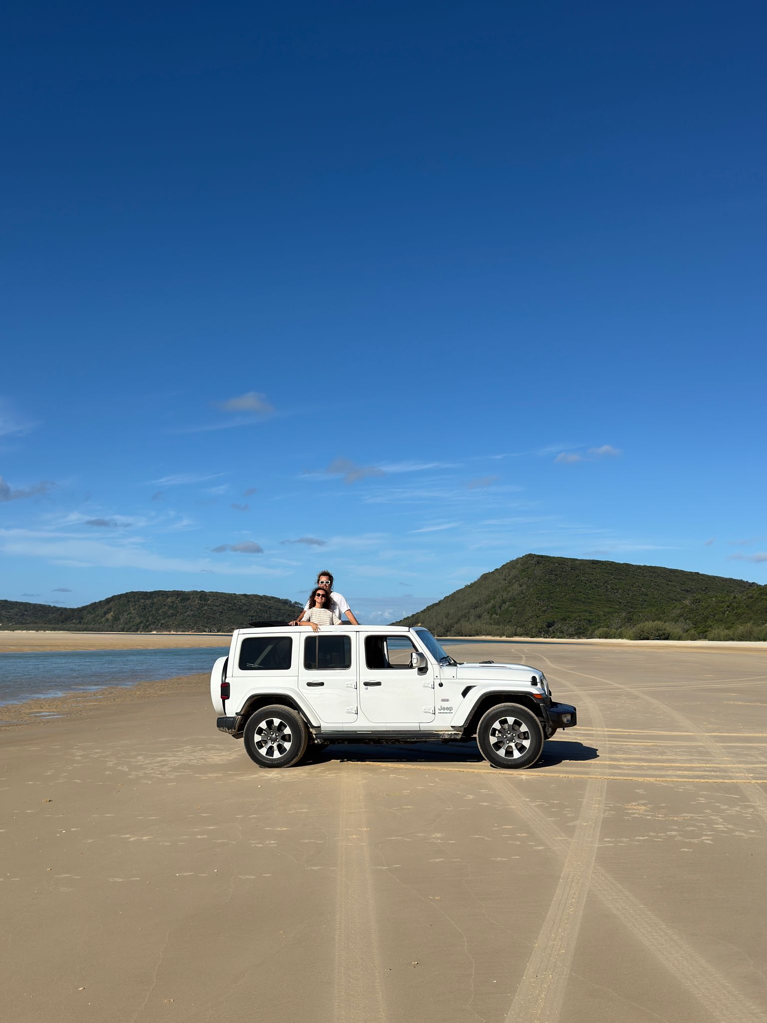 4WD Beach Adventure & Scenic Walks (Half Day)