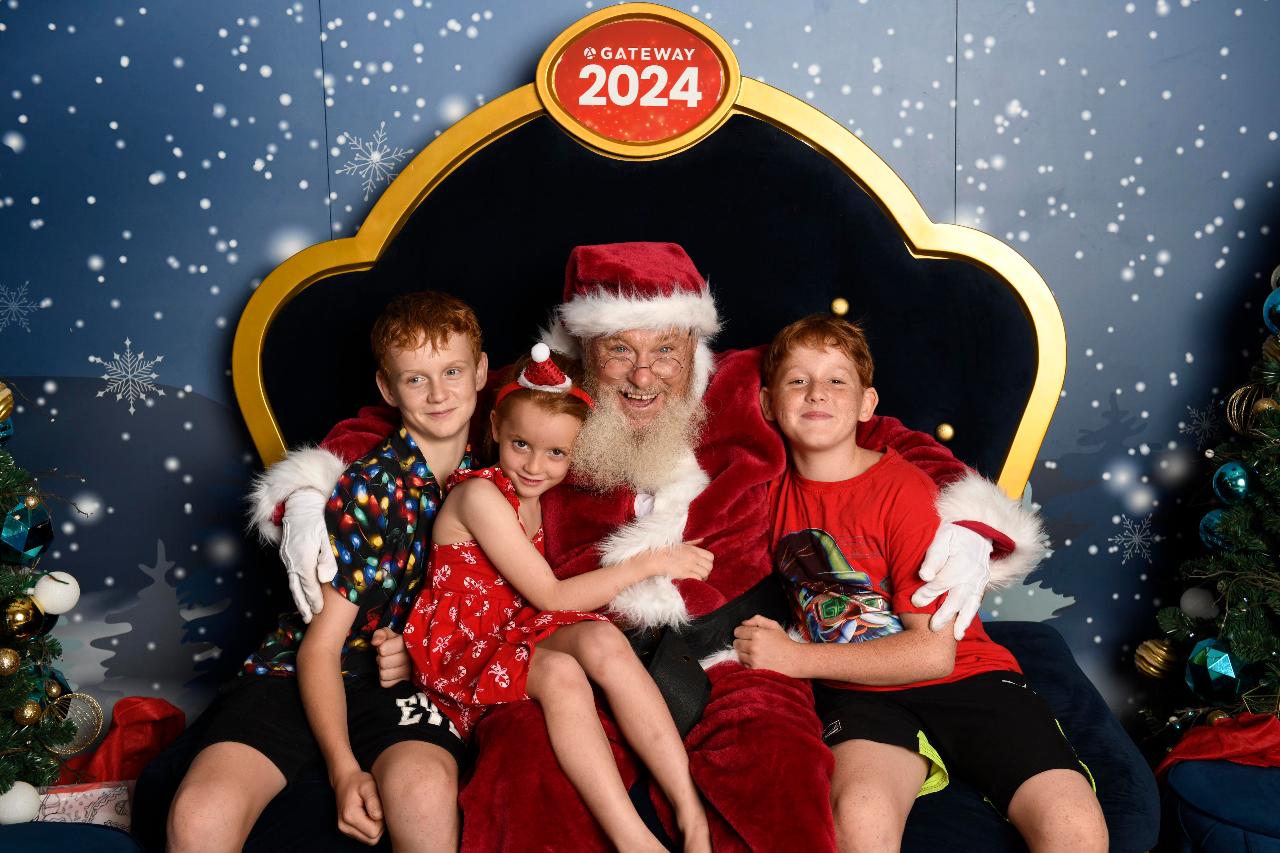 Gateway Santa Photo Airdrop package No prints