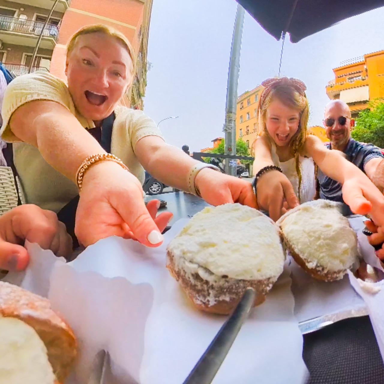 Rome: Super Local Street Food Tour with Breakfast