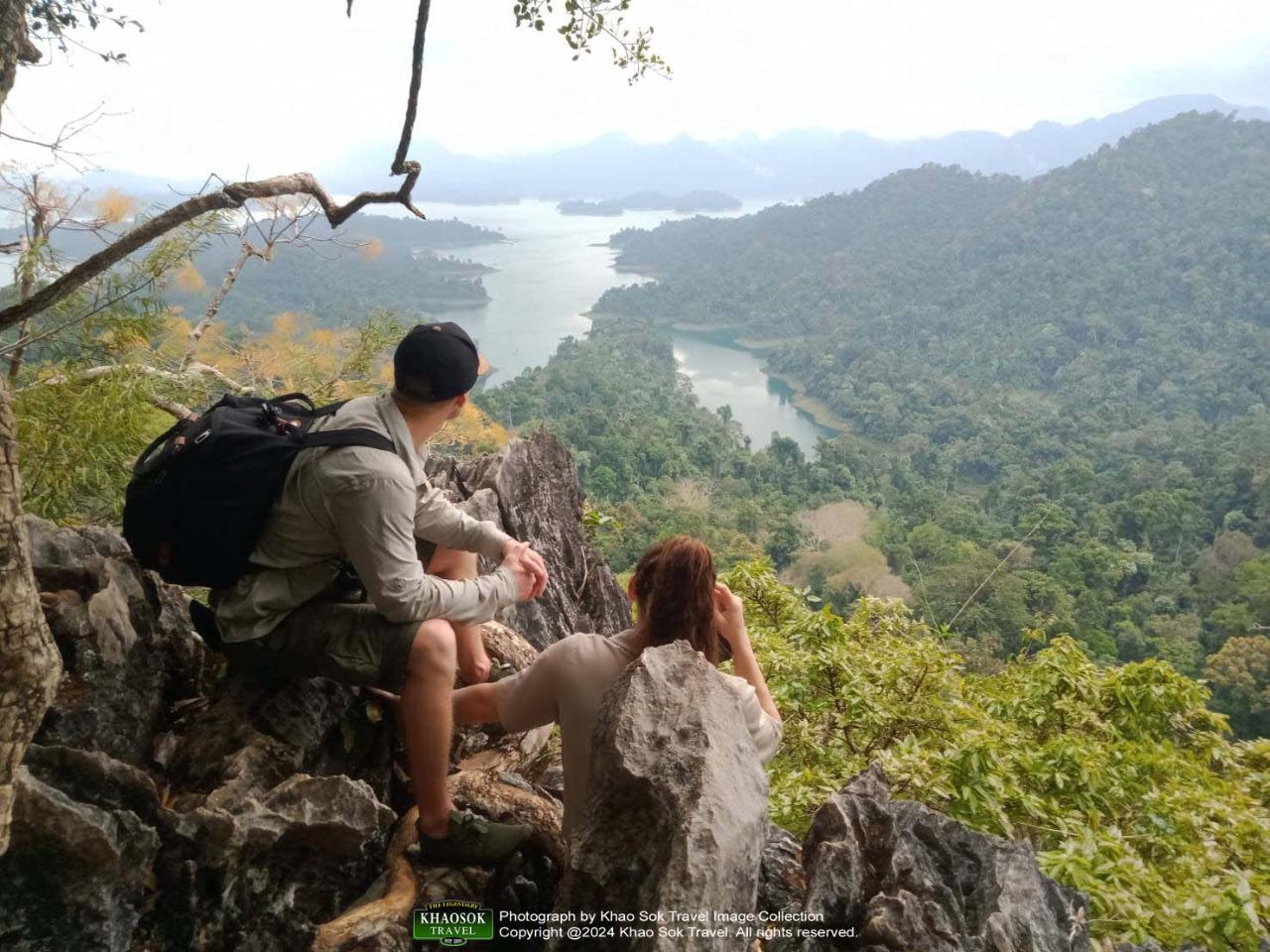 Cheow Lan Lake Tour: Hike to Kraisorn Viewpoint (Private)