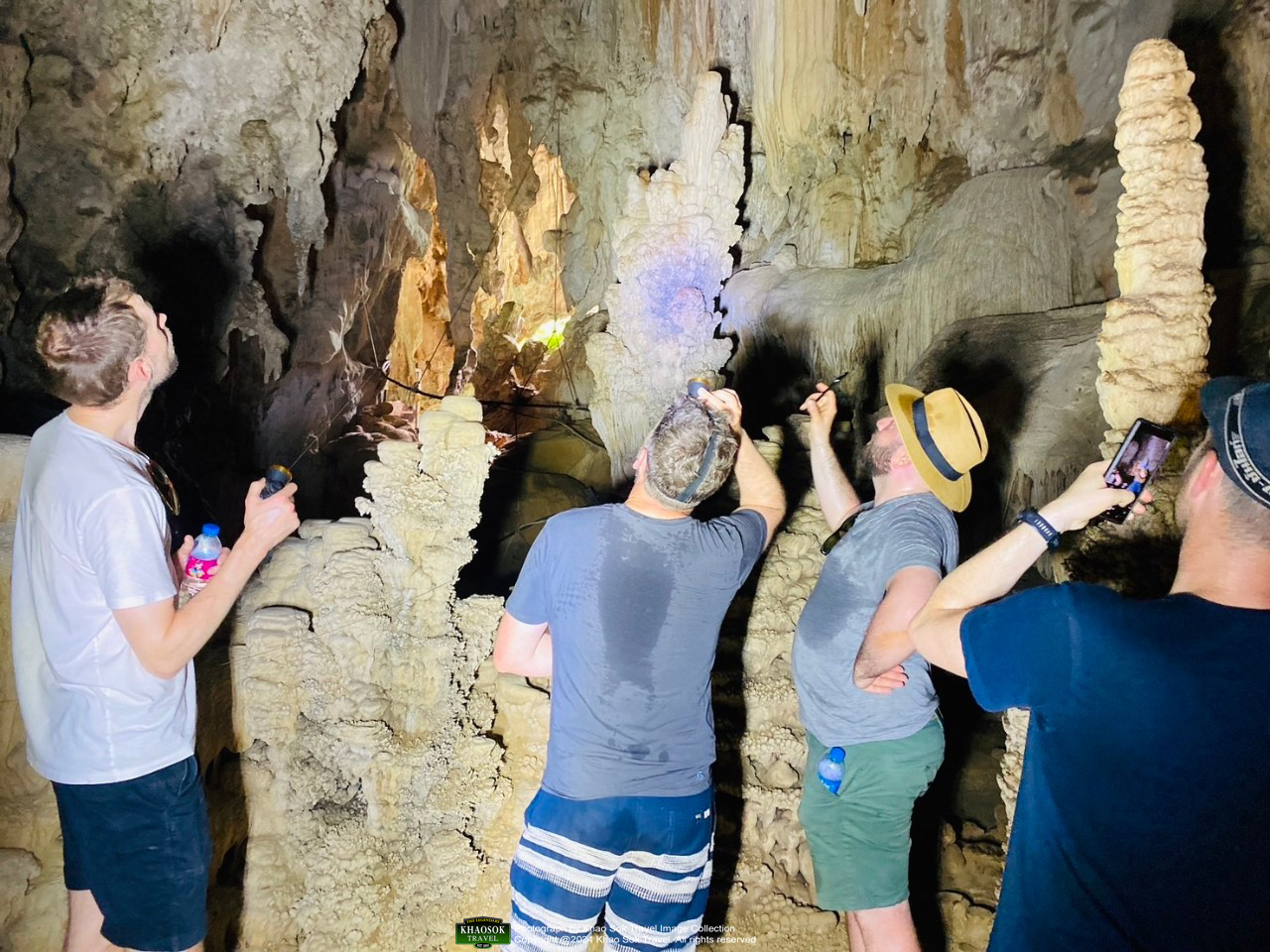 Cheow Lan Lake Tour: Pakarang cave (Private)
