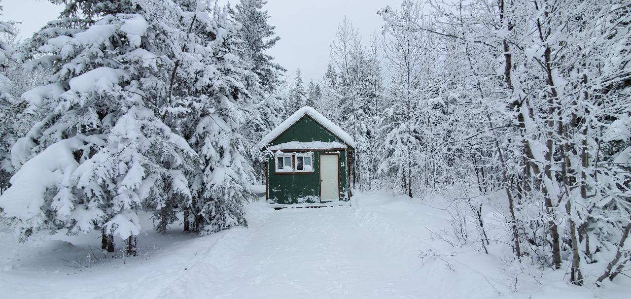 3-night Tiny Cottage Winter Vacation