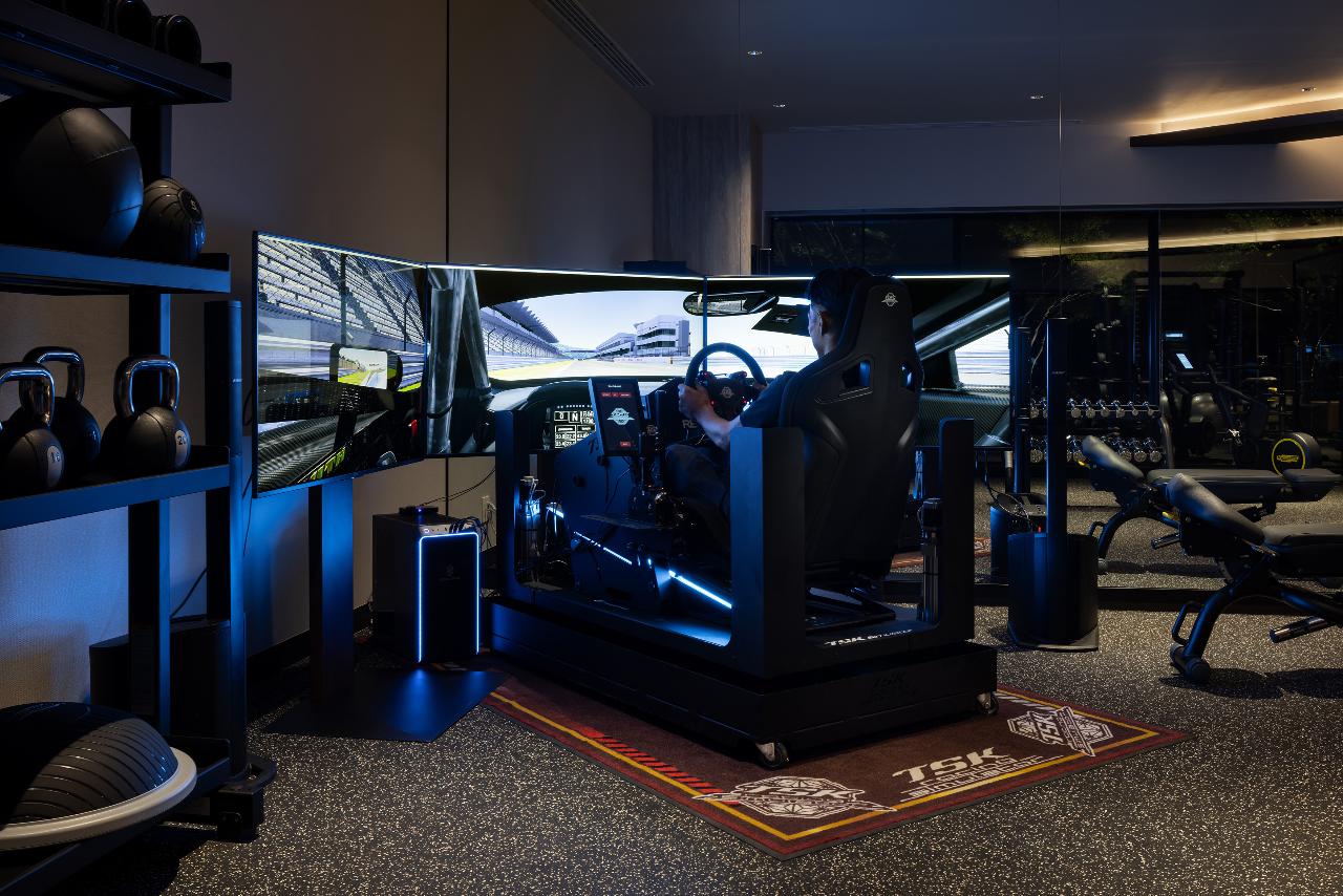 本格レーシングシミュレーター / Racing Simulator