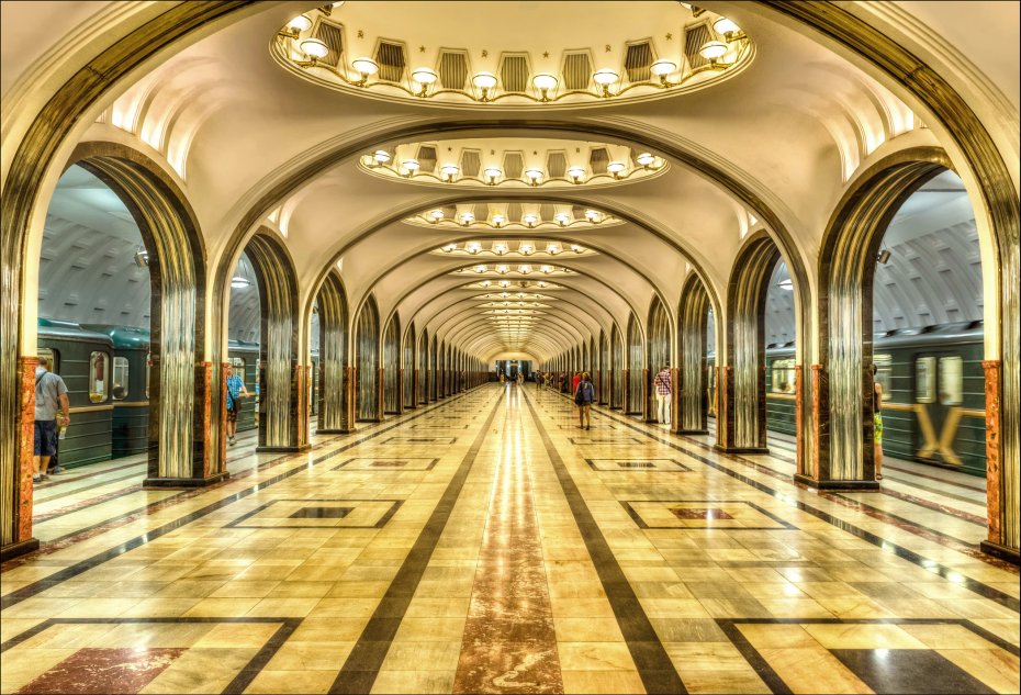 Russia - Yuri's Golden Years - 15 - 27 May 2021 / with FRED WATSON