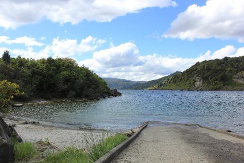 Departing Onepoto for Whananui