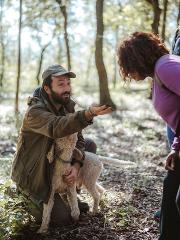 Truffle hunting & Wine tour with San Gimignano visit