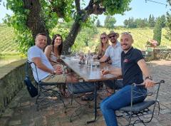 Afternoon in Tuscany with a local sommelier | Your Chianti escape 