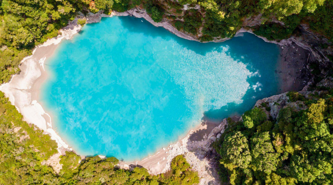 Waimangu Volcanic Valley Shuttle + Entry Combo