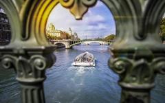  API Retro Side-Car Tour in Paris and River Cruise