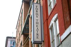 President Lincoln Assassination Walking Tour with Ford's Theatre & Petersen House Entry (11am)